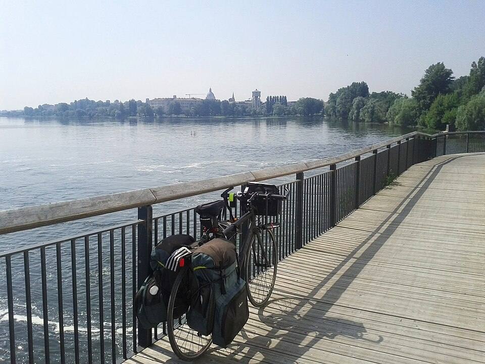 Ciclovia del Mincio: Mantova - Peschiera del Garda