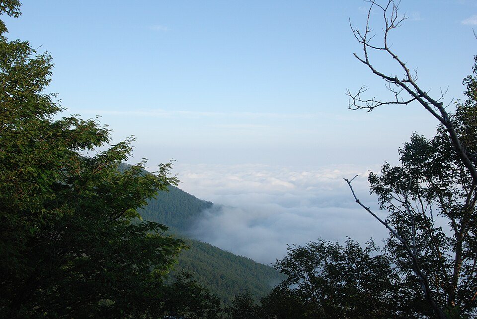 富士山 吉田ルート:登山道を山頂へ